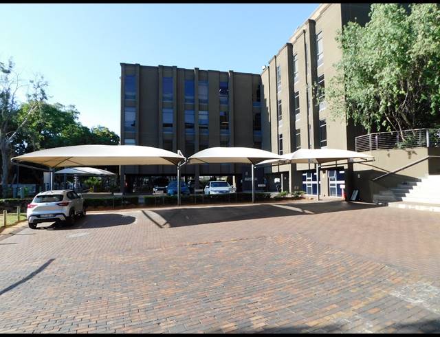 193M² OFFICE TO LET IN ROSEBANK